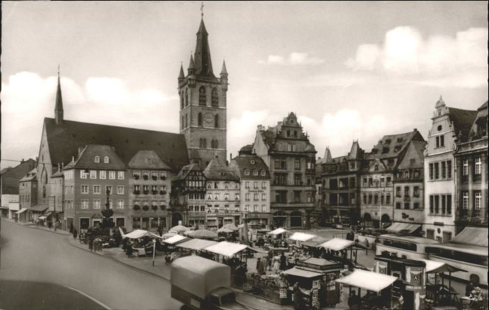 Trier Marktplatz Gangolfkirche