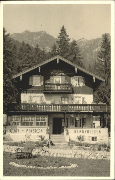 Neuhaus Schliersee Cafe Pension Bergfrieden