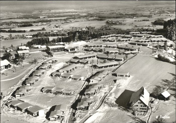 Lindenberg Allgaeu amilienferiendorf Nadenberg Fliegeraufnahme
