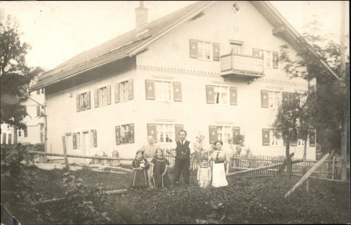 Akams [handschriftlich]