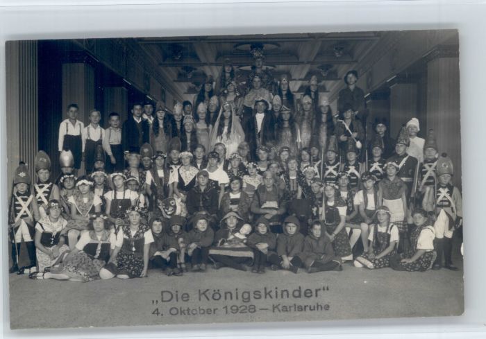 Karlsruhe Koenigskinder Auffuehrung *