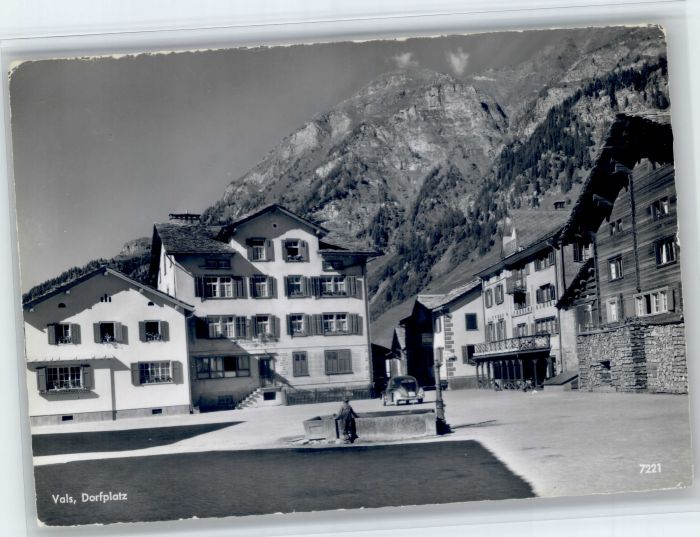 Vals Tirol Dorfplatz