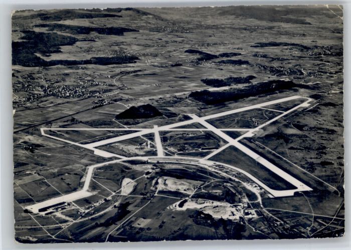 Zuerich Fliegeraufnahme Flughafen