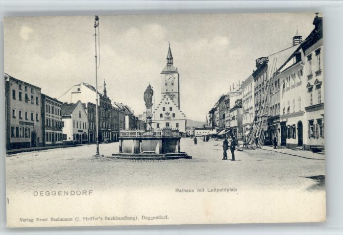 Deggendorf Donau Deggendorf Rathaus Luitpoldplatz