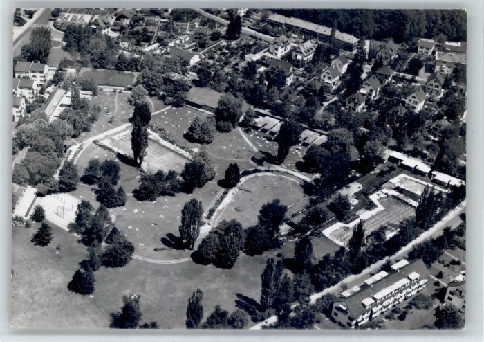 Zuerich Fliegeraufnahme Schwimmbad