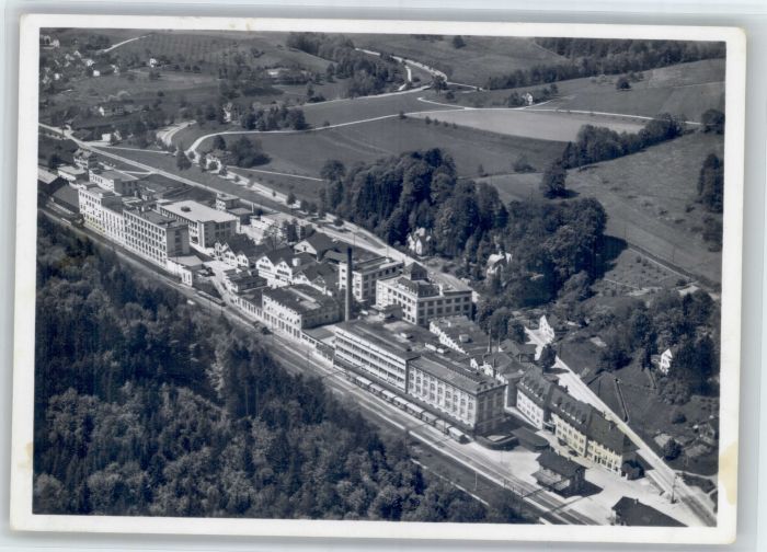 Kemptthal Fliegeraufnahme Maggi AG