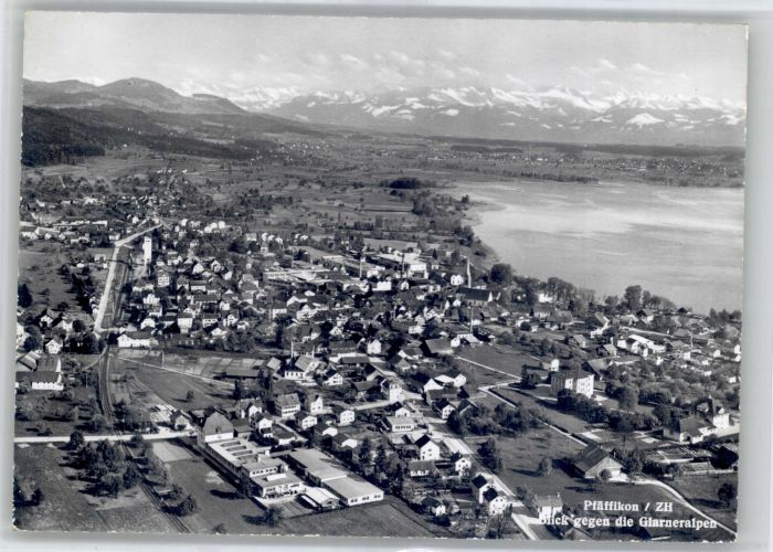 Pfaeffikon ZH Fliegeraufnahme Glarneralpen