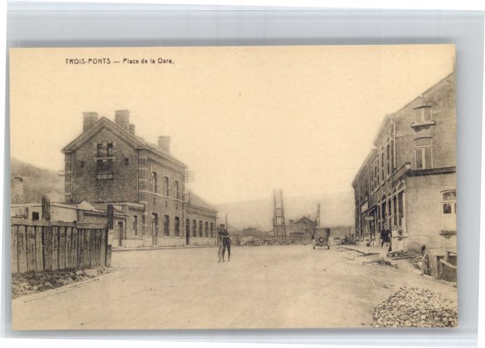 Trois-Ponts Place de la Oare