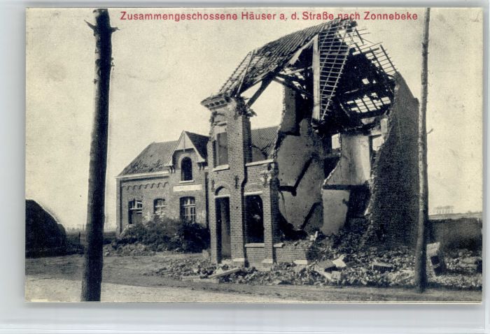 Zonnebeke Zusammengeschossene Häuser