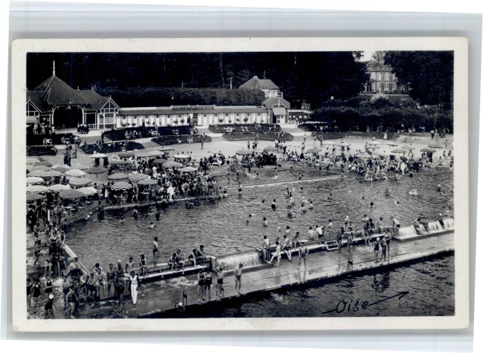 L Isle-Adam Plage Piscines Cabines