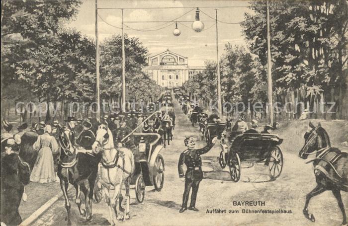 Bayreuth Auffahrt zum Buehnenfestspielhaus