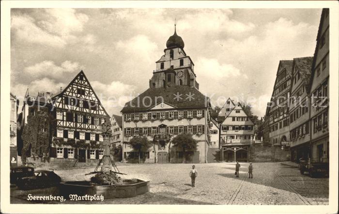Herrenberg Gaeu Marktplatz Brunnen