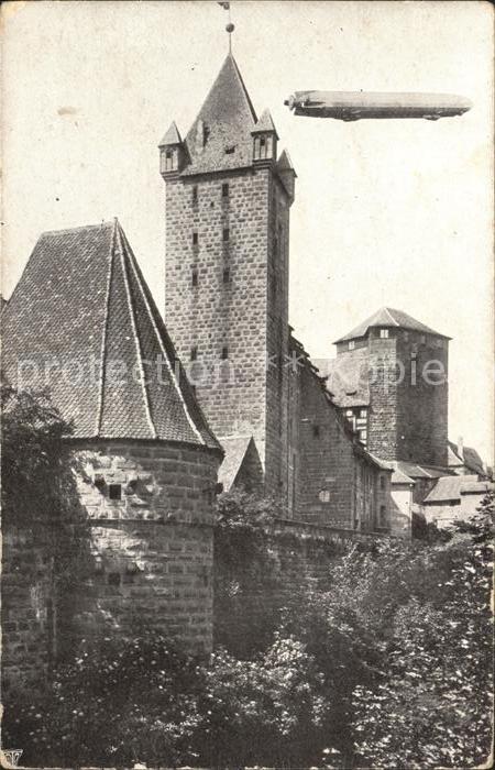Nuernberg Burg und Zeppelin am 30. Mai