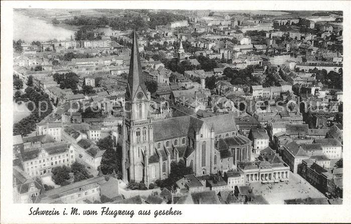 Schwerin Mecklenburg Kirche Fliegeraufnahme