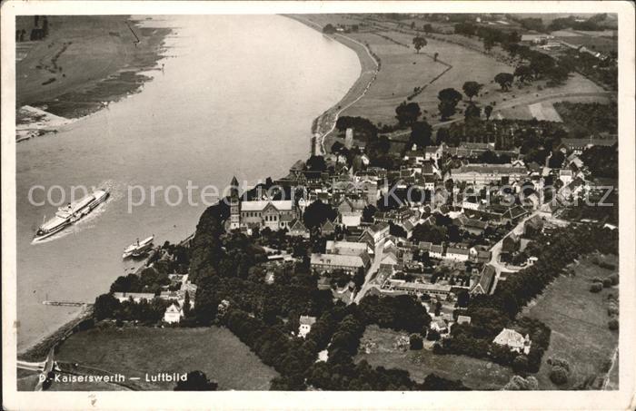 Kaiserswerth Rhein Binnenschiffahrt Fliegeraufnahme