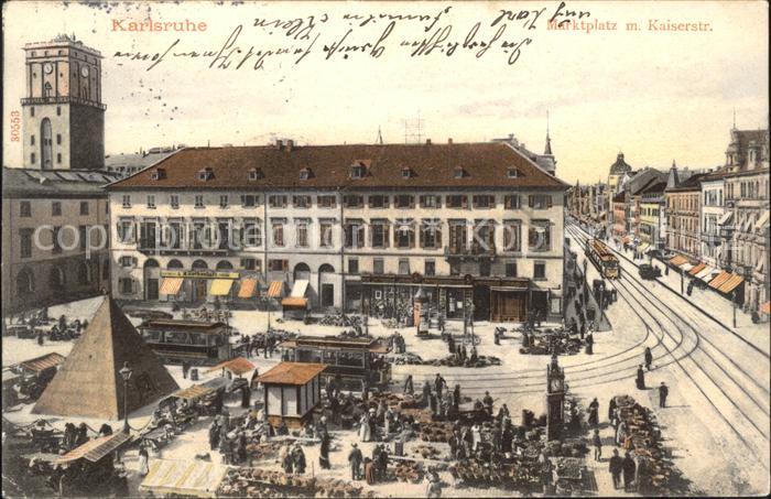 Karlsruhe Baden Marktplatz mit Kaiserstrasse