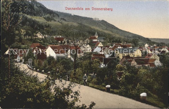Dannenfels mit Donnersberg