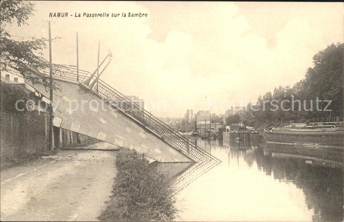 Namur Wallonie Passerelle sur la Sambre detruite Grand