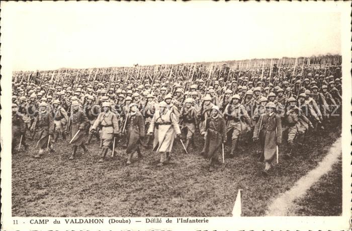 Valdahon Camp du Valdahon Defile de l'Infanterie