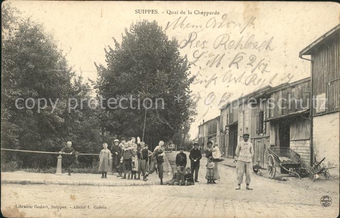 Suippes Quai de la Chepparde Familienfoto