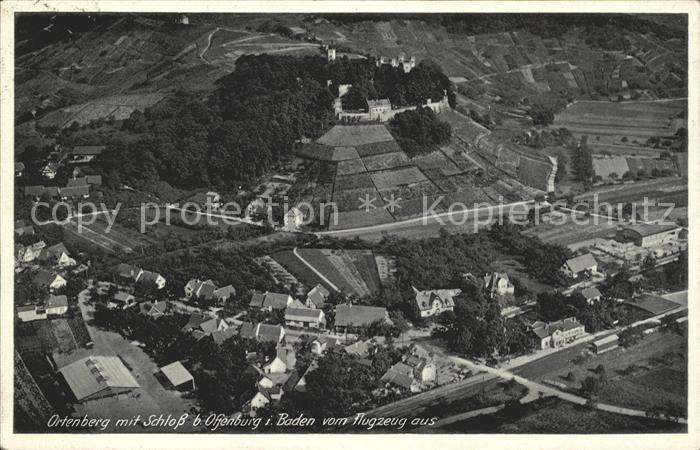 Ortenberg Baden mit Schloss Fliegeraufnahme