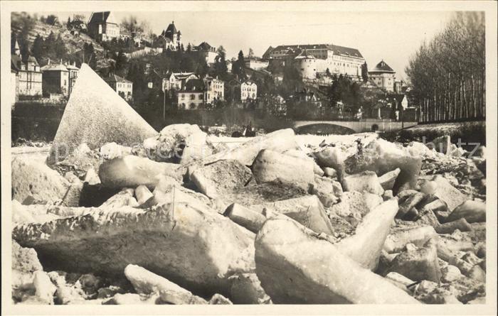 Tuebingen Eisgang auf dem Neckar