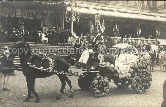 Paris Festumzug Kutsche