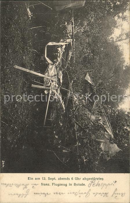 Militaria WK1 abgestuerztes franzoesisches Flugzeug in Boisde Serie Kriegsbilder