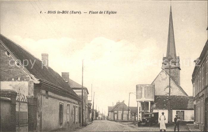 Bois-le-Roi Eure Place de l'Eglise