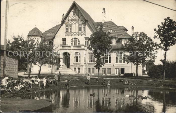 Groemitz Ostseebad Kinder am Teich Haus
