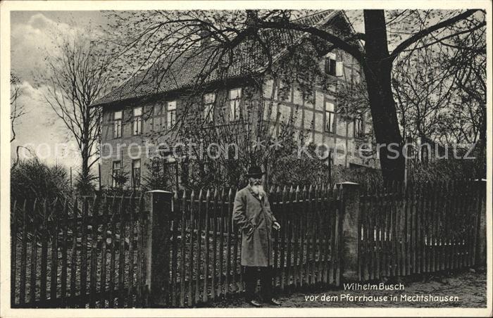 Mechtshausen Wilhelm Busch vor dem Pfarrhaus