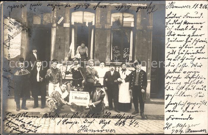 Hannover Gruppenfoto Maskerade