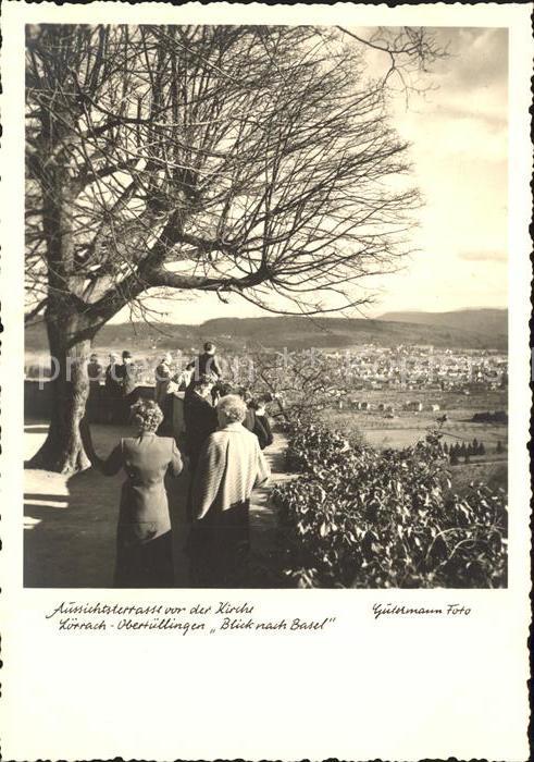 Foto Gutermann Aussichtsterrasse vor der Kirche Loerrach-Obertuellingen Blick na