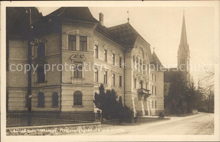 Vaduz Regierungsgebäude und Kirche