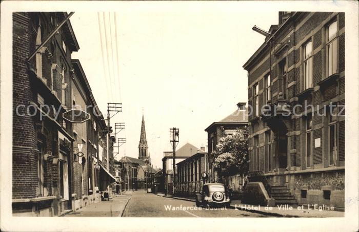 Wanfercee-Baulet l Hotel de Ville et L'Eglise