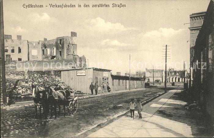 Eydtkuhnen Ostpreussen Verkaufsbuden zerstoerte Strassen