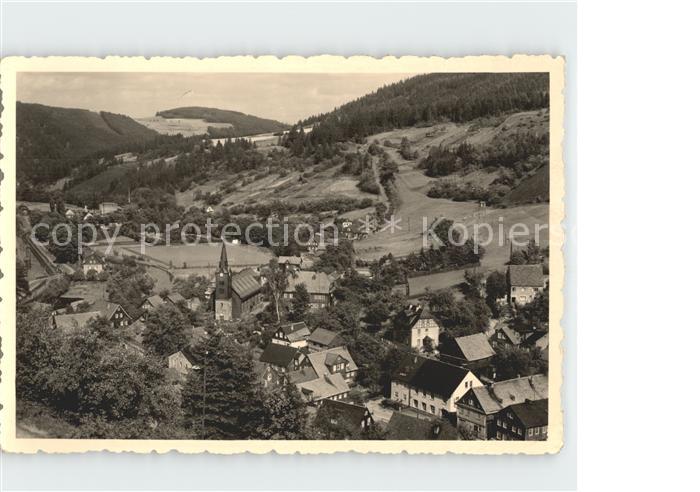 Glasbach Mellenbach mit Schwimmbad und Sportplatz