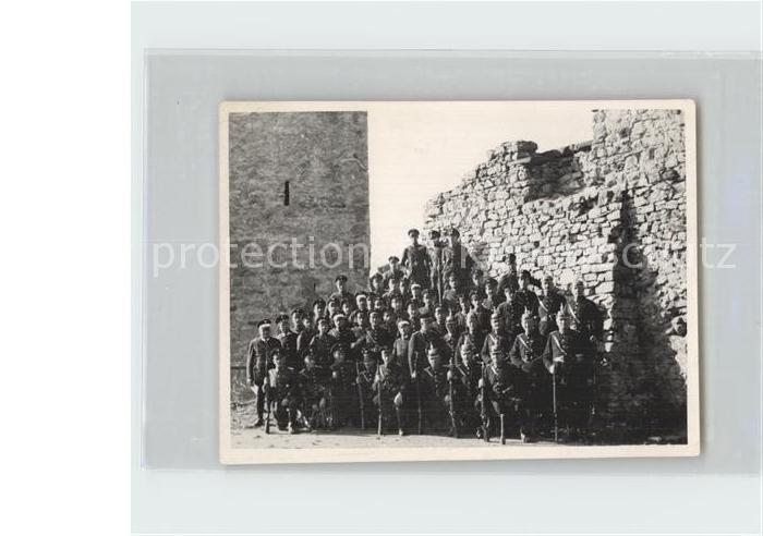 Loerrach Burg Roetteln Polizeitruppe