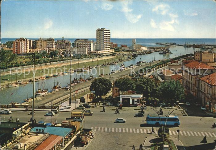 Pescara Kanal und Hafen
