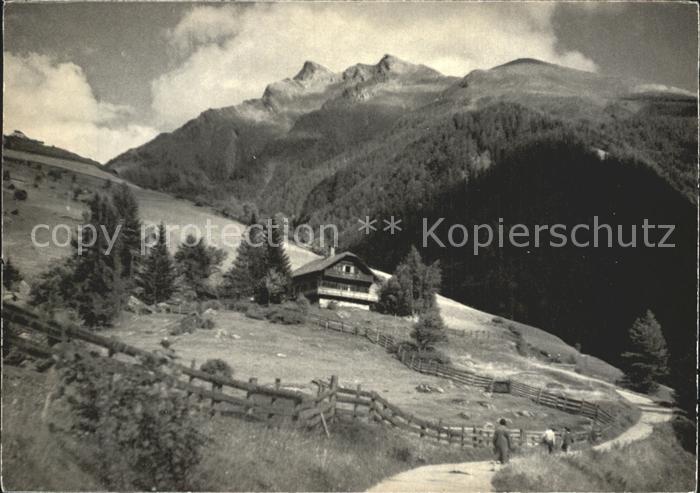Mallnitz Kaernten Haus Hamatle mit Hohen Tauern