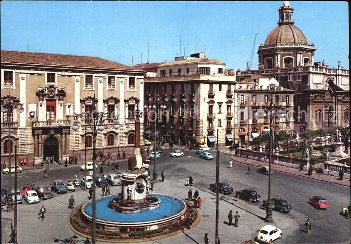 Catania Stadtzentrum Brunnen