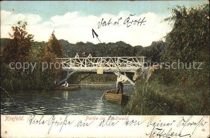 Krefeld Partie im Stadtwald See Bruecke