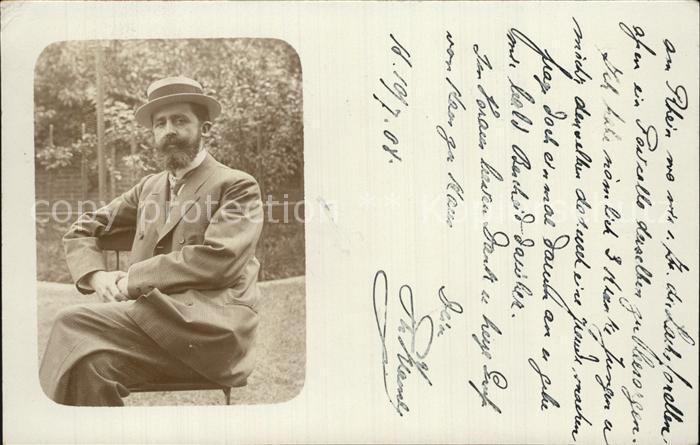 Hoechst Main Mann mit Hut