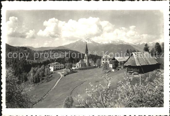 Avelengo Ortsansicht mit Kirche Alpenblick