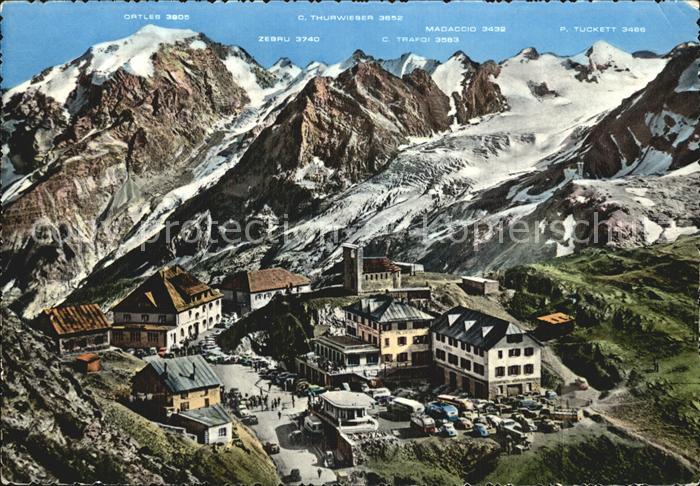 Stilfserjoch Passo dello Stelvio Teilansicht mit Ortler und Hotels