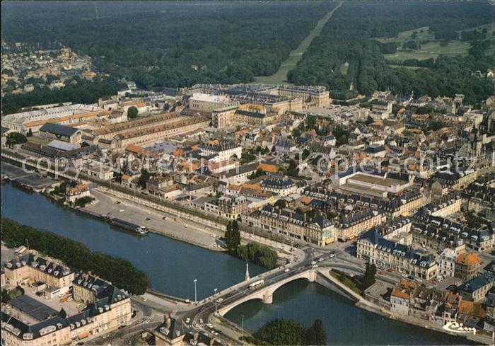 Compiegne Oise Vue generale aerienne en fond  Allee des Beaux Monts