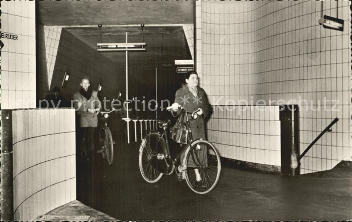 Rotterdam Maastunnel Wielrijderstunnel