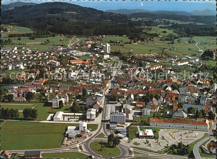 Feldkirchen Kaernten Sommerfrische nahe Ossiachersee Fliegeraufnahme