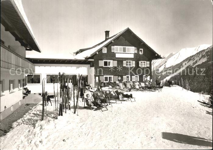 Hirschegg Kleinwalsertal Vorarlberg Berggasthaus Schoentalhof mit Fellhorn Allga