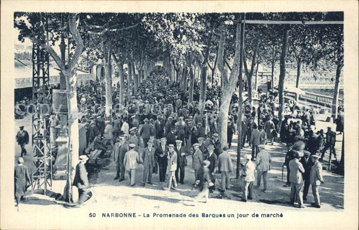 Narbonne Aude Promenade des Barques un jour de marche